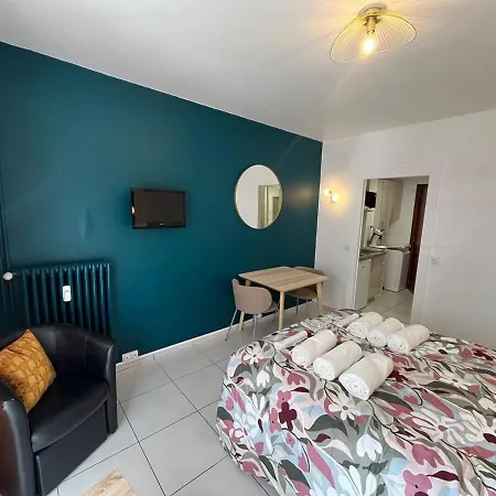 Magnifique Renove Le Victoria Aix-les-Bains