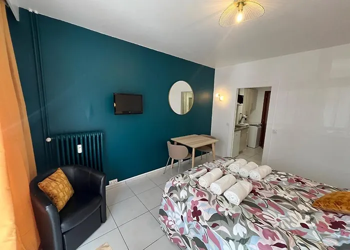 Magnifique Renove Le Victoria Aix-les-Bains